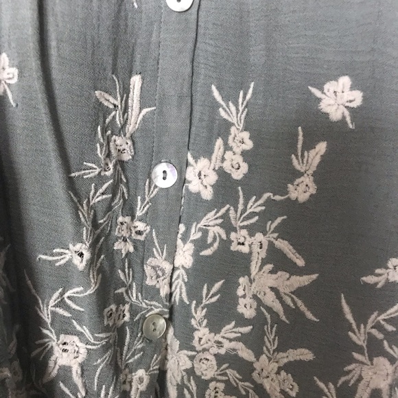 SUPER CUTE DEEP V SHOW ME YOUR MUMU CATALINA TUNIC BOBO BELL SLEEVE TOP!! - Picture 2 of 4